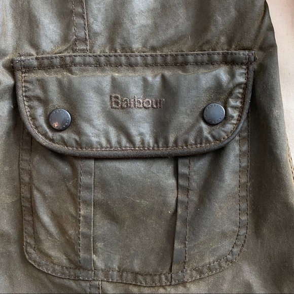 Barbour Women’s Waxed Cotton Utility Jacket - Picture 7 of 15
